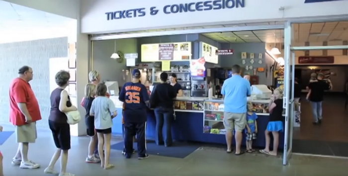 Gull Road Cinema 5 - Screen Caps From Youtube (newer photo)
